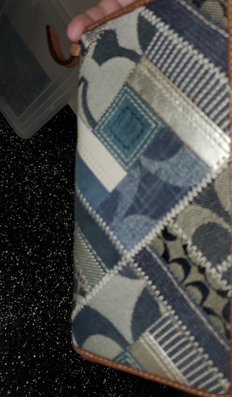 Purse - Picture 3 of 5